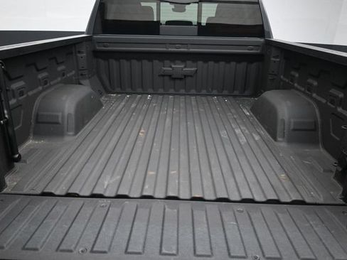 Used 2025 Chevrolet Silverado 1500 ZR2 w/ Technology Package AWD/4WD image 16