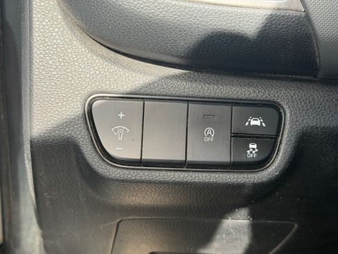 Used 2023 Kia Seltos LX AWD/4WD image 11