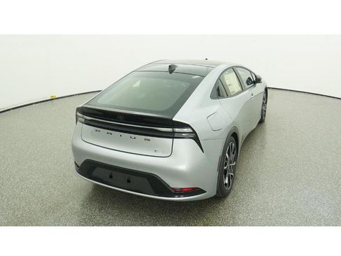 New 2026 Toyota Prius Plug-In Hybrid image 8