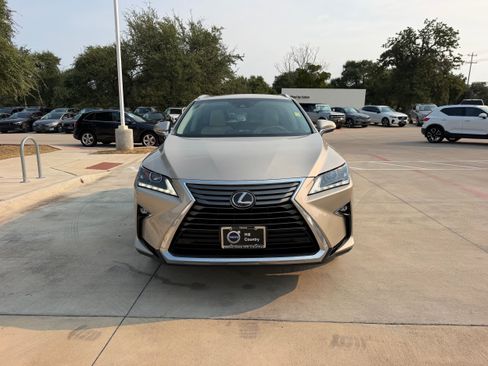 Used 2018 Lexus RX 350 FWD w/ Premium Package image 8