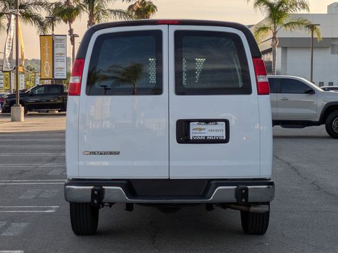 Used 2024 Chevrolet Express 2500 Work Van w/ Driver Convenience Package image 6