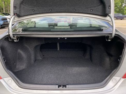 Used 2012 Toyota Camry LE FWD image 14