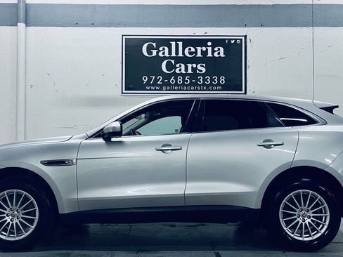 Used 2020 Jaguar F-PACE AWD/4WD image 1