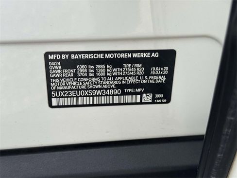 Used 2025 BMW X5 xDrive40i w/ Premium Package image 16