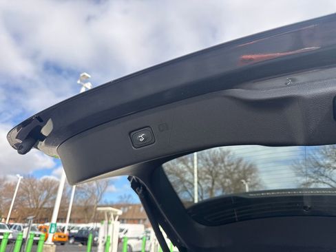 Used 2024 Ford Edge SEL w/ Convenience Package image 13