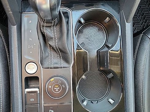 Used 2023 Volkswagen Atlas SEL AWD/4WD image 10