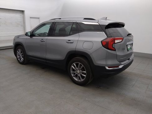 Used 2023 GMC Terrain SLT AWD/4WD image 3