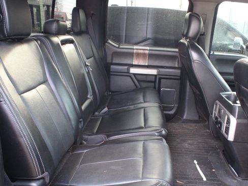 Used 2018 Ford F150 Lariat w/ Equipment Group 502A Luxury image 5