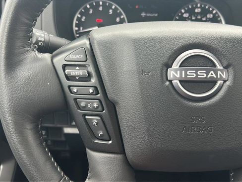 Used 2025 Nissan Frontier SV w/ SV Convenience Package RWD image 26