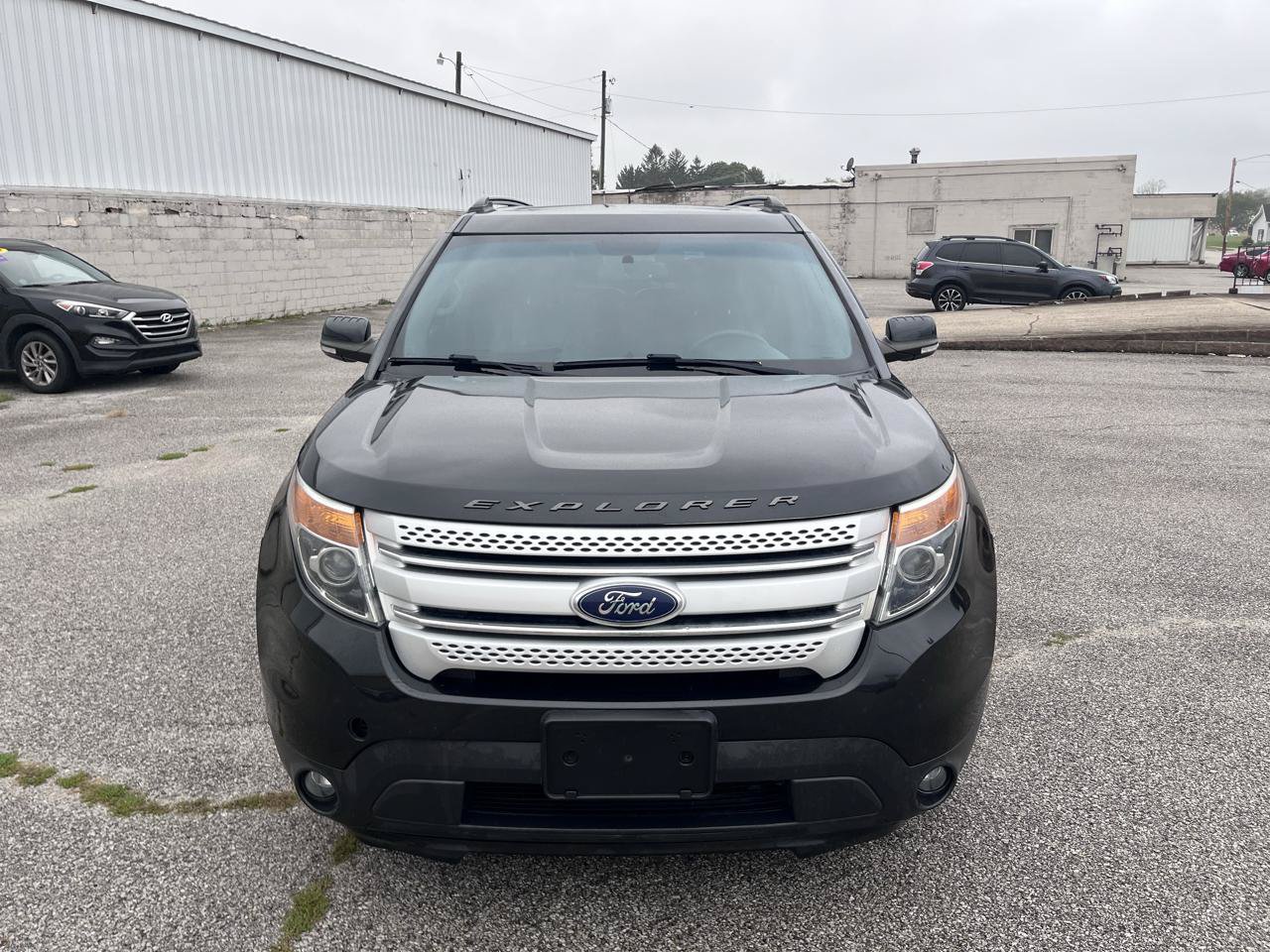 Used 2015 Ford Explorer XLT w/ Equipment Group 202B AWD/4WD image 8
