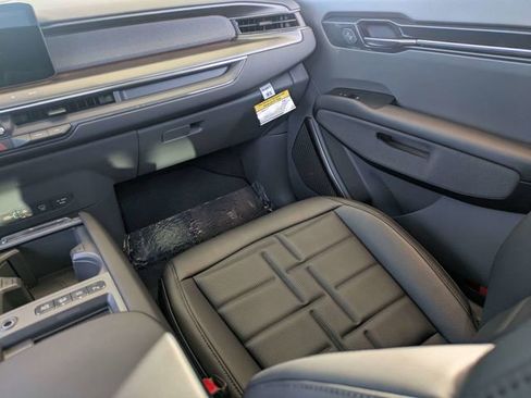 New 2026 Kia EV9 Land w/ Nightfall Edition Package AWD/4WD image 16