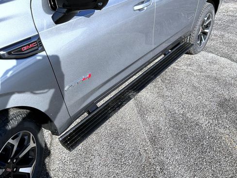 New 2026 GMC Yukon XL AT4 w/ AT4 Premium Plus Package image 23