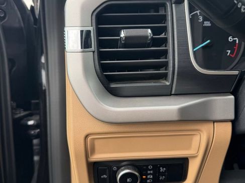 Used 2023 Ford F150 XLT AWD/4WD image 29