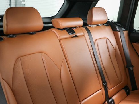 Used 2024 BMW X3 sDrive30i w/ Premium Package RWD image 28
