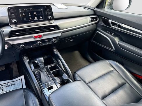 Used 2020 Kia Telluride S AWD/4WD image 31