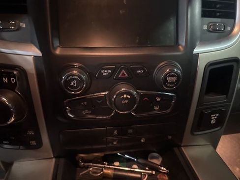 Used 2014 RAM 1500 Outdoorsman image 18