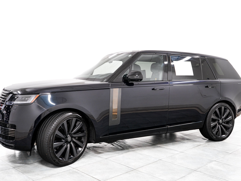 Used 2024 Land Rover Range Rover SV AWD/4WD image 4