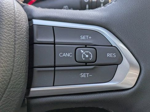 New 2026 Jeep Compass Latitude w/ Sun and Sound Group AWD/4WD image 23