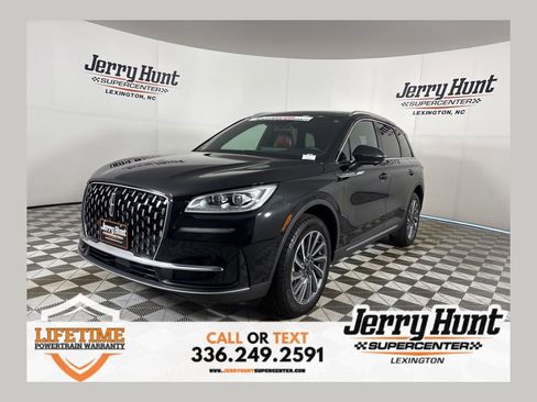 Used 2023 Lincoln Corsair Reserve w/ Equipment Group 201A image 1