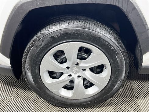 Certified 2024 Toyota RAV4 LE image 27