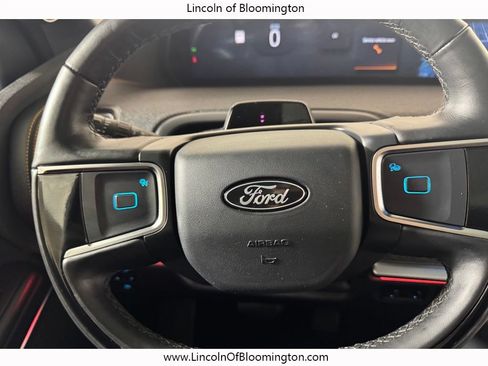 Used 2025 Ford Expedition Tremor AWD/4WD image 27