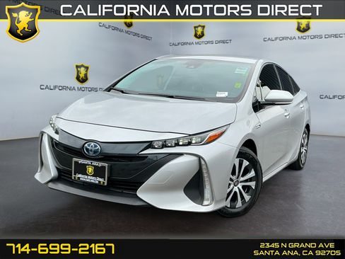 Used 2020 Toyota Prius Prime LE image 1