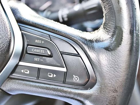 Used 2019 INFINITI Q50 Luxe RWD image 10
