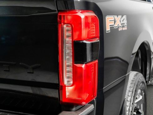 Used 2024 Ford F250 Lariat w/ Lariat Ultimate Package image 13