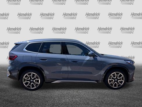 Used 2025 BMW X1 xDrive28i AWD/4WD image 11