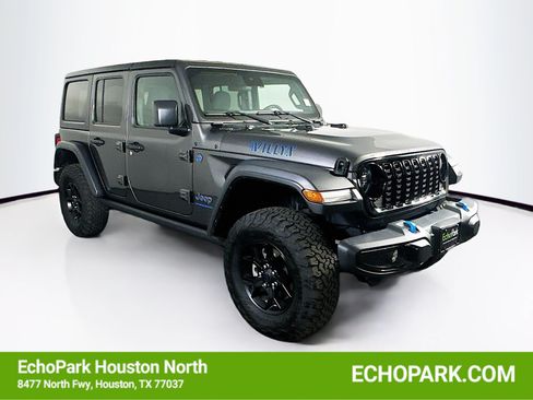 Used 2024 Jeep Wrangler Unlimited AWD/4WD image 1