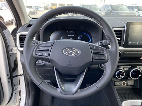 New 2026 Hyundai Venue SEL image 11