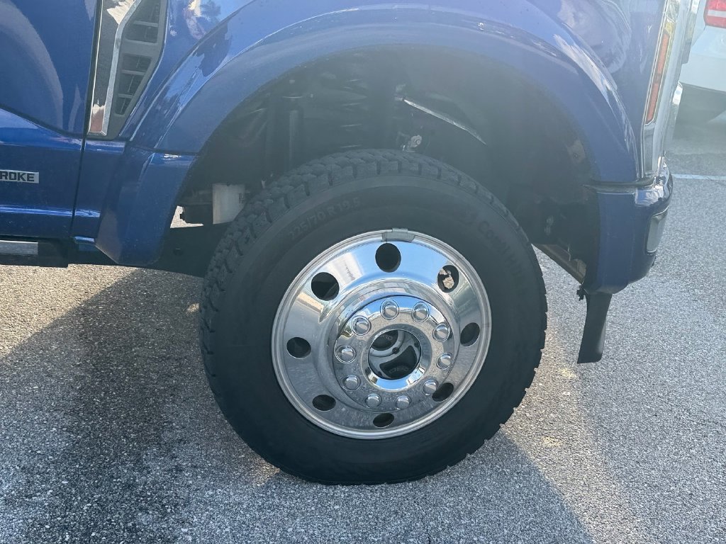 Certified 2026 Ford F450 Platinum w/ Platinum Plus Package AWD/4WD image 9
