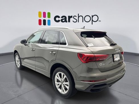 Used 2025 Audi Q3 2.0T Premium image 3