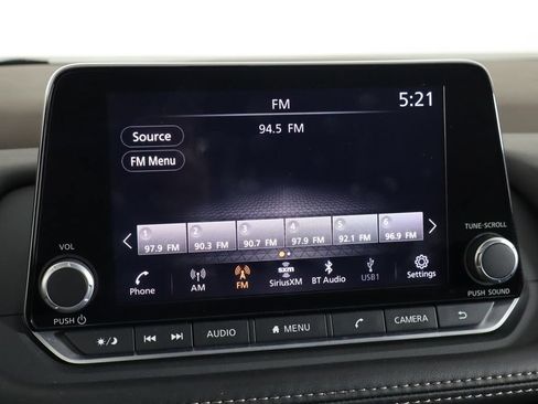 Used 2023 Nissan Rogue SL FWD image 30