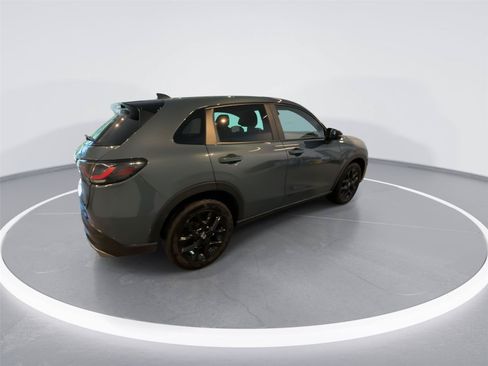 Used 2024 Honda HR-V Sport image 8