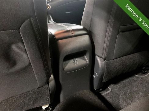Used 2023 Nissan Sentra SR w/ Midnight Edition Package FWD image 30