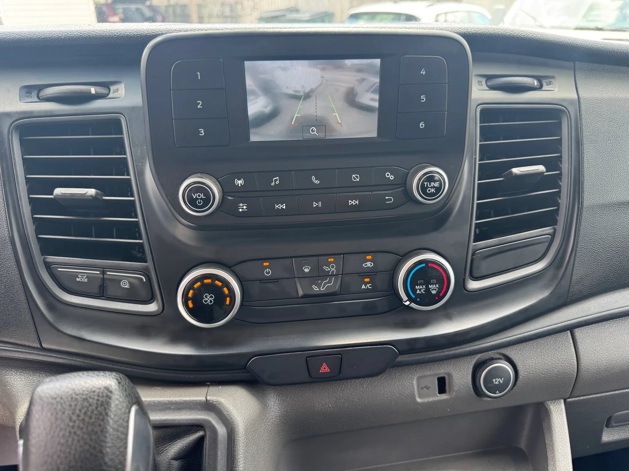Used 2020 Ford Transit 250 Medium Roof AWD w/ Load Area Protection Package image 19