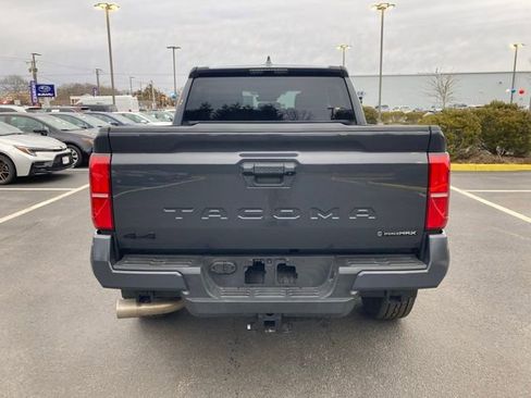 Certified 2024 Toyota Tacoma TRD Off-Road image 4