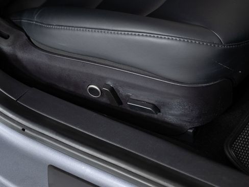 Used 2021 Tesla Model 3 Standard Range image 29