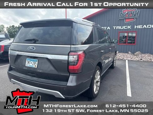 Used 2019 Ford Expedition Platinum AWD/4WD image 3