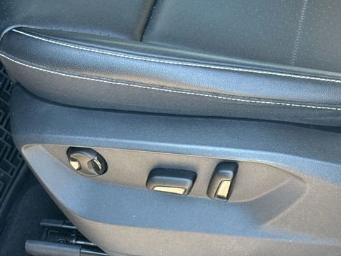 Used 2021 Volkswagen Atlas SE w/ Panoramic Sunroof Package image 24