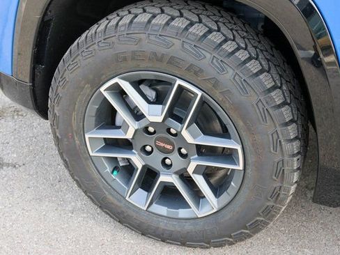 New 2026 GMC Terrain AT4 w/ Technology Package II image 5