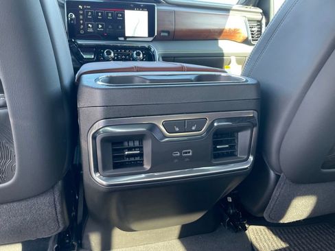 New 2026 GMC Sierra 2500 Denali Ultimate AWD/4WD image 25