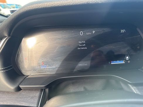 Used 2023 Jeep Grand Cherokee Limited image 26