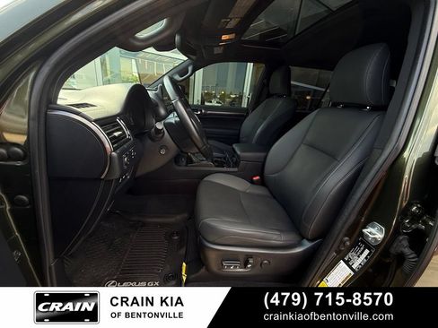 Used 2022 Lexus GX 460 w/ Black Line Special Edition AWD/4WD image 21