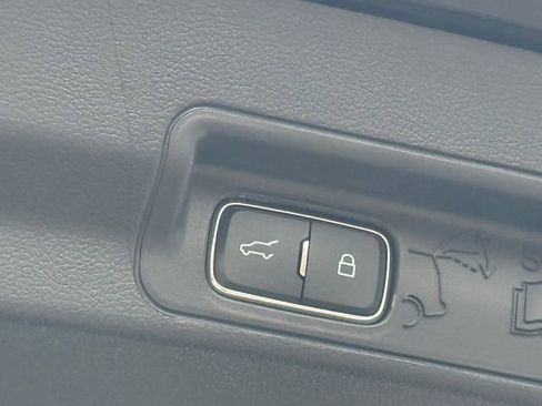Used 2026 Ford Explorer Active w/ Active Comfort Package AWD/4WD image 5