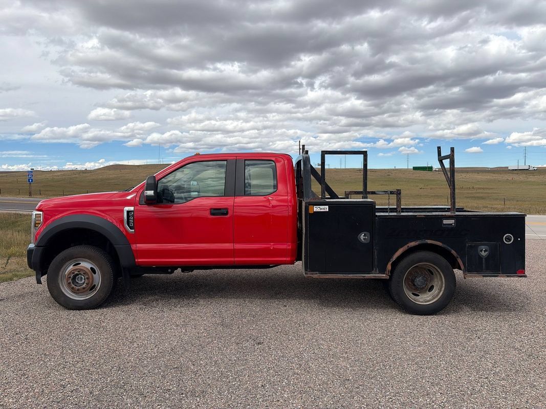 Used 2019 Ford F450 XL w/ Power Equipment Group AWD/4WD image 2
