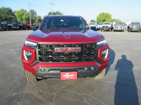 Certified 2026 GMC Canyon Elevation w/ Convenience Package AWD/4WD image 11