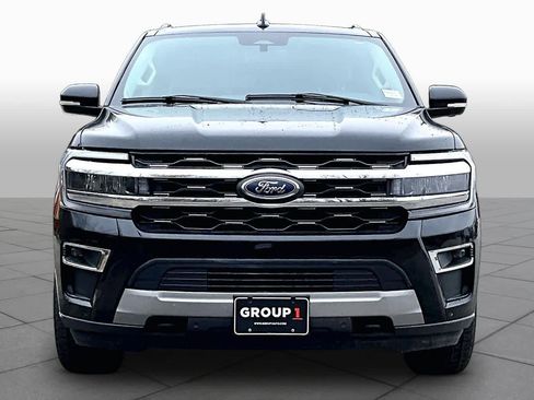 Used 2023 Ford Expedition Max Limited image 4
