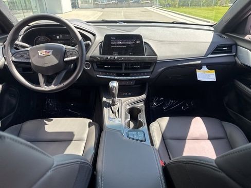 New 2025 Cadillac CT4 Luxury image 17